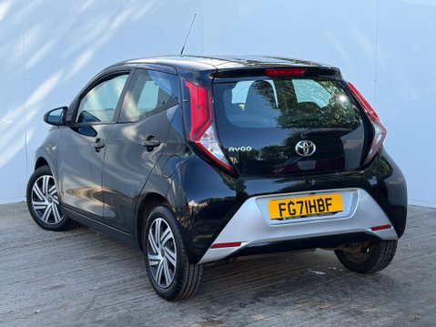 Toyota Aygo 1.0 Aygo X-Play TSS VVT-i 5dr 18