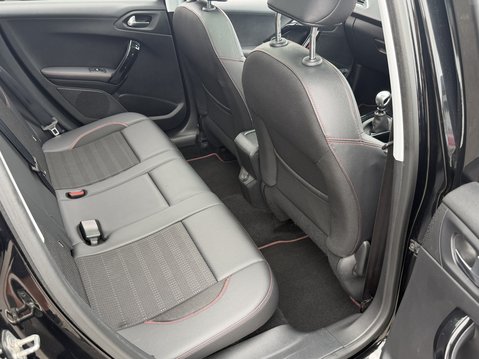 Peugeot 2008 1.2 PureTech 130 GT Line 5dr 36