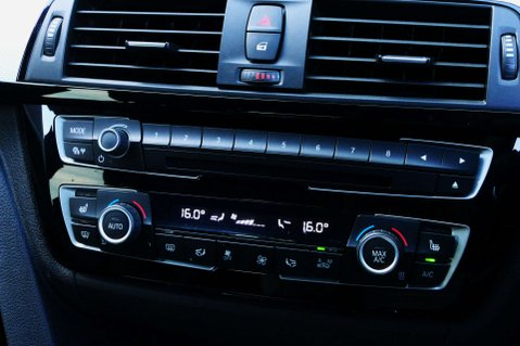 BMW 3 Series 3.0 330d M Sport Auto 5dr 28