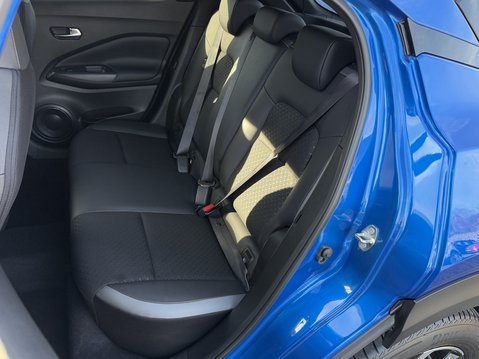 Nissan Juke 1.0 DiG-T 114 N-Connecta 5dr DCT 38