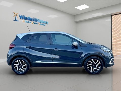 Renault Captur 1.5 dCi ENERGY Iconic EDC Euro 6 (s/s) 5dr 3