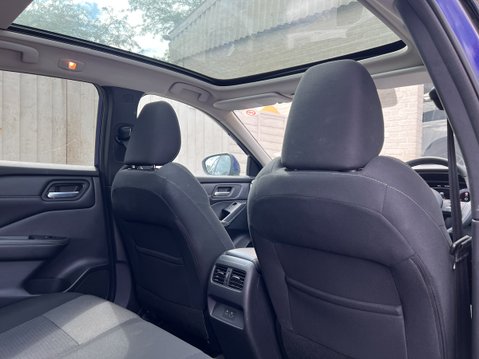 Nissan Qashqai 1.3 DIG-T MHEV N-Connecta SUV 5dr Petrol Hybrid XTRON Euro 6 (s/s) (158 ps) 16
