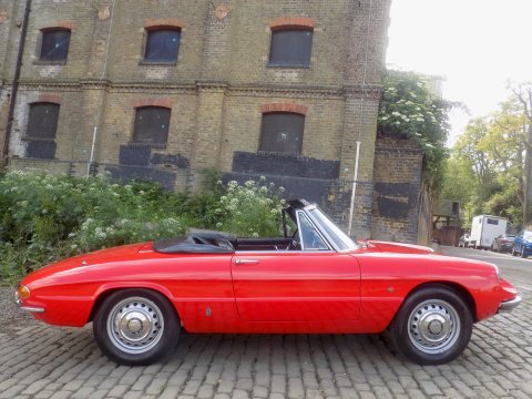 Alfa Romeo Spider 1600 Duetto 60