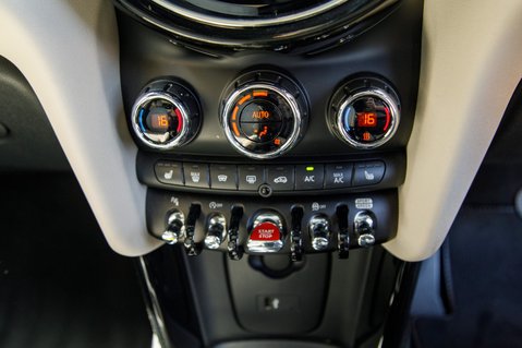 Mini Hatch COOPER EXCLUSIVE 33
