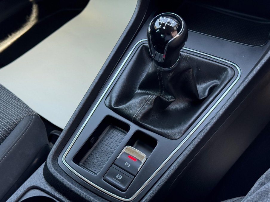 2017 SEAT Leon — image 23