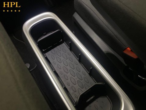 Volkswagen Id. Buzz Pro 77kWh Life MPV 5dr Electric Auto (204 ps) Air Con - Bluetooth 16
