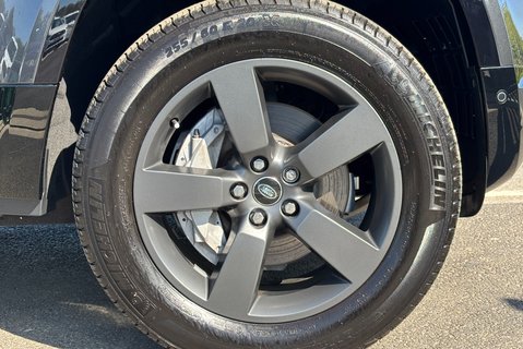 Land Rover Defender 90 D300 Hard Top X-Dynamic HSE - Air Suspension 33