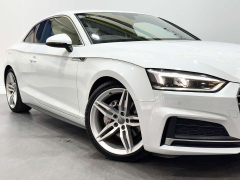 Audi A5 2.0 TDI S line Coupe 2dr Diesel S Tronic quattro Euro 6 (s/s) (190 ps) 9