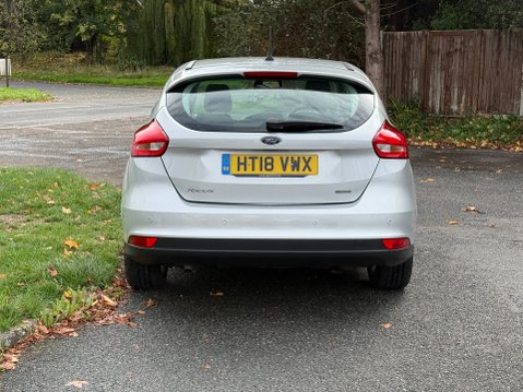 Ford Focus TITANIUM WITH NAV 5
