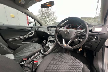 Vauxhall Astra 1.5 Turbo D Business Edition Nav Hatchback 5dr Diesel Manual Euro 6 (s/s) ( 16