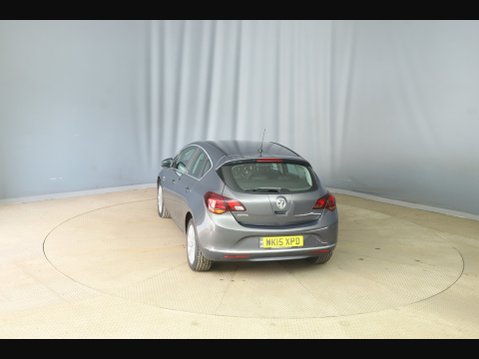 Vauxhall Astra ELITE 4