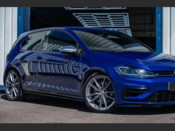 Volkswagen Golf 2.0 Golf R TSi 4Motion Semi-Auto 4WD 3dr 7