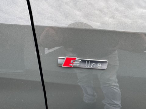 Audi A1 S LINE 35 TFSI S-A 50