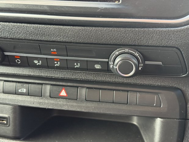 Vauxhall Vivaro SWB L1H1 Low Roof Prime 2900 Air Con Sensors EURO 6 32