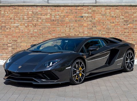 Lamborghini Aventador S LP740-4 7