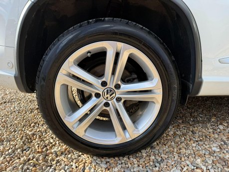 Volkswagen Tiguan 2.0 TDI BlueMotion Tech R-Line 4WD Euro 6 (s/s) 5dr 14
