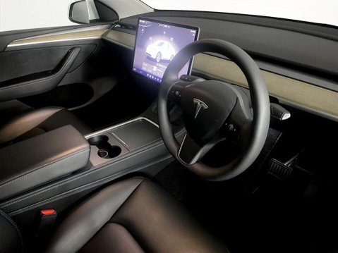 Tesla Model Y (Dual Motor) Long Range SUV 5dr Electric Auto 4WDE (384 bhp) Pan Roof - Sat 12
