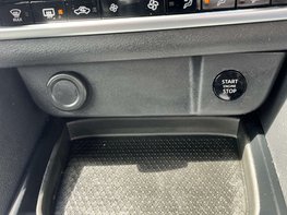 Nissan Qashqai 1.3 Qashqai Acenta Premium DiG-T MHEV 5dr 49