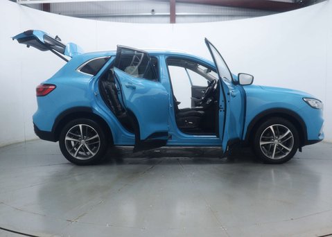 MG HS 1.5 MG HS Exclusive Semi-Auto 5dr 57