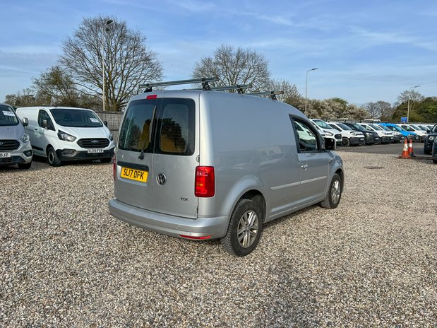 Volkswagen Caddy SWB L1H1 Low Roof Highline C20 Air Con Alloys Sensors EURO 6 NO VAT 6