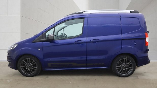 Ford Transit Courier SWB L1H1 Low Roof Sport Air Con Alloys Sensors Cam EURO 6 NO VAT 7