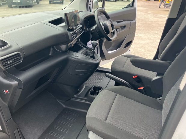 Vauxhall Combo Combo Cargo Diesel 1.5 Turbo D 100ps Prime H1 Van 12