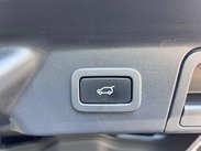 Land Rover Range Rover Velar 2.0 D200 MHEV R-Dynamic HSE Auto 4WD Euro 6 (s/s) 5dr 47
