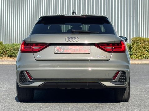 Audi A1 SPORTBACK TFSI S LINE 7