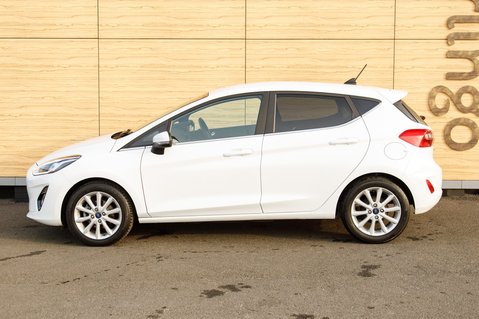 Ford Fiesta TITANIUM MHEV 13