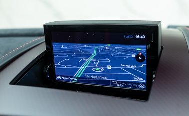 Aston Martin V12 Vantage S Roadster 21