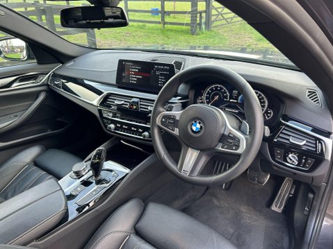 BMW 5 Series 2.0 530e 9.2kWh M Sport Saloon 4dr Petrol Plug-in Hybrid Auto Euro 6 (s/s) 14