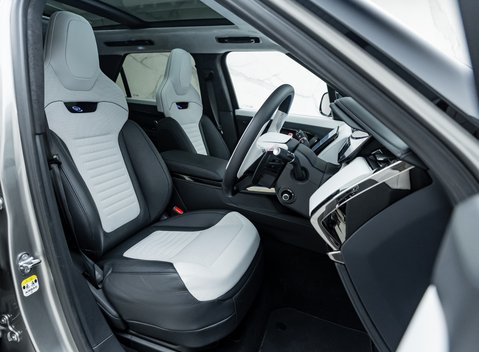 Land Rover Range Rover Sport P635 SV EDITION ONE 12