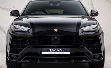 Lamborghini Urus NERO Design 4