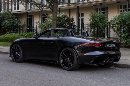 Jaguar F-Type R-Dynamic Black 4