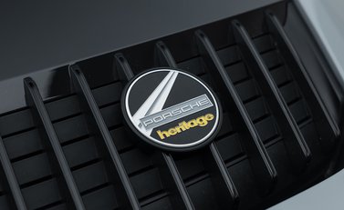 Porsche 911 SPORT CLASSIC (992) 41