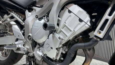 Yamaha FZ 2004 ONLY 22K GOOD RUNNING PROJECT BIKE 600CC 19