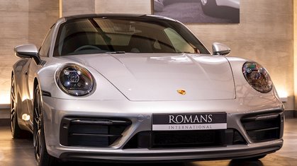 Porsche 991 Series expands further with Carrera 4 and 4S