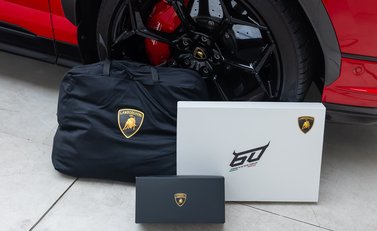 Lamborghini Urus PERFORMANTE 48