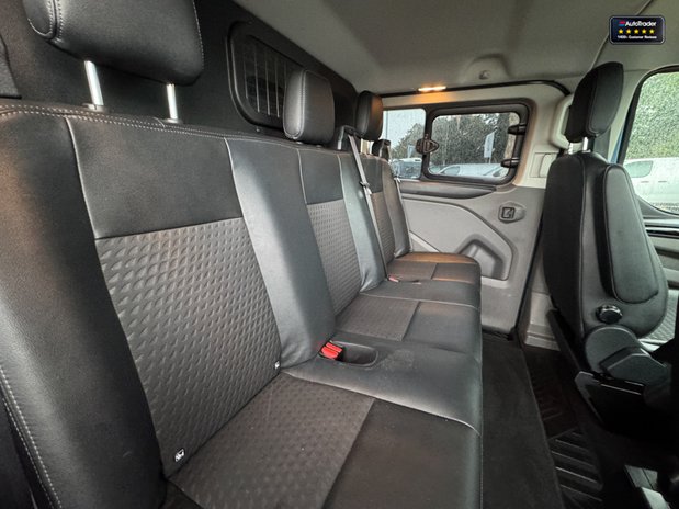 Ford Transit Custom AUTO Crew Cab SWB L1H1 320 Sport Air Con Camera Nav NO VAT SELECT 16