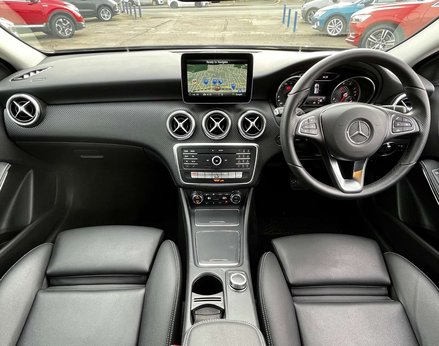 Mercedes-Benz A Class 1.6 A 180 Sport Exeutive Auto 5dr 2