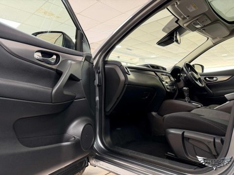 Nissan Qashqai 1.5 dCi N-Connecta Euro 6 (s/s) 5dr 47