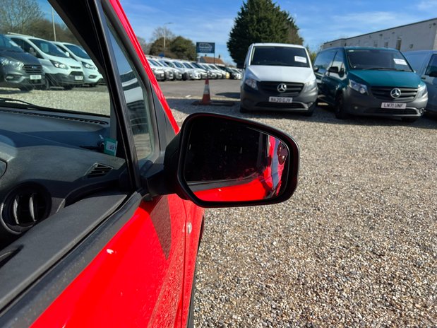 Ford Transit Courier SWB L1H1 Low Roof EURO 6 NO VAT 15