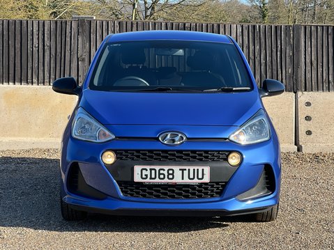 Hyundai i10 GO SE 7