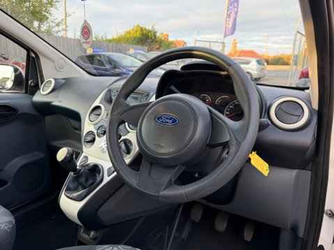Ford Ka 1.2 Edge Euro 5 (s/s) 3dr 16