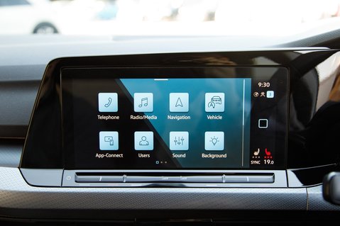 Volkswagen Golf ACTIVE TSI 18