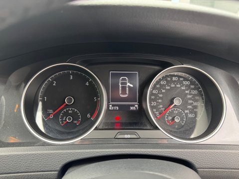 Volkswagen Golf MATCH TDI DSG 37