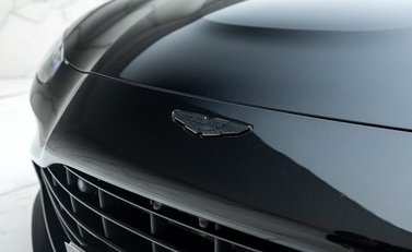 Aston Martin Vantage V8 37