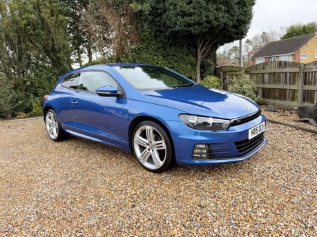 Volkswagen Scirocco 2.0 TDI BlueMotion Tech R-Line DSG Euro 6 (s/s) 3dr 2