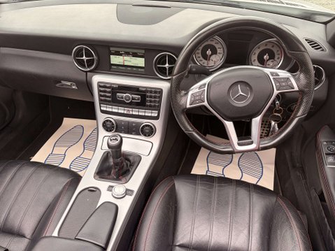 Mercedes-Benz SLK 1.8 SLK 200 AMG Sport BlueEfficiency 2dr 4