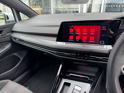 Volkswagen Golf GTI TSI DSG 38